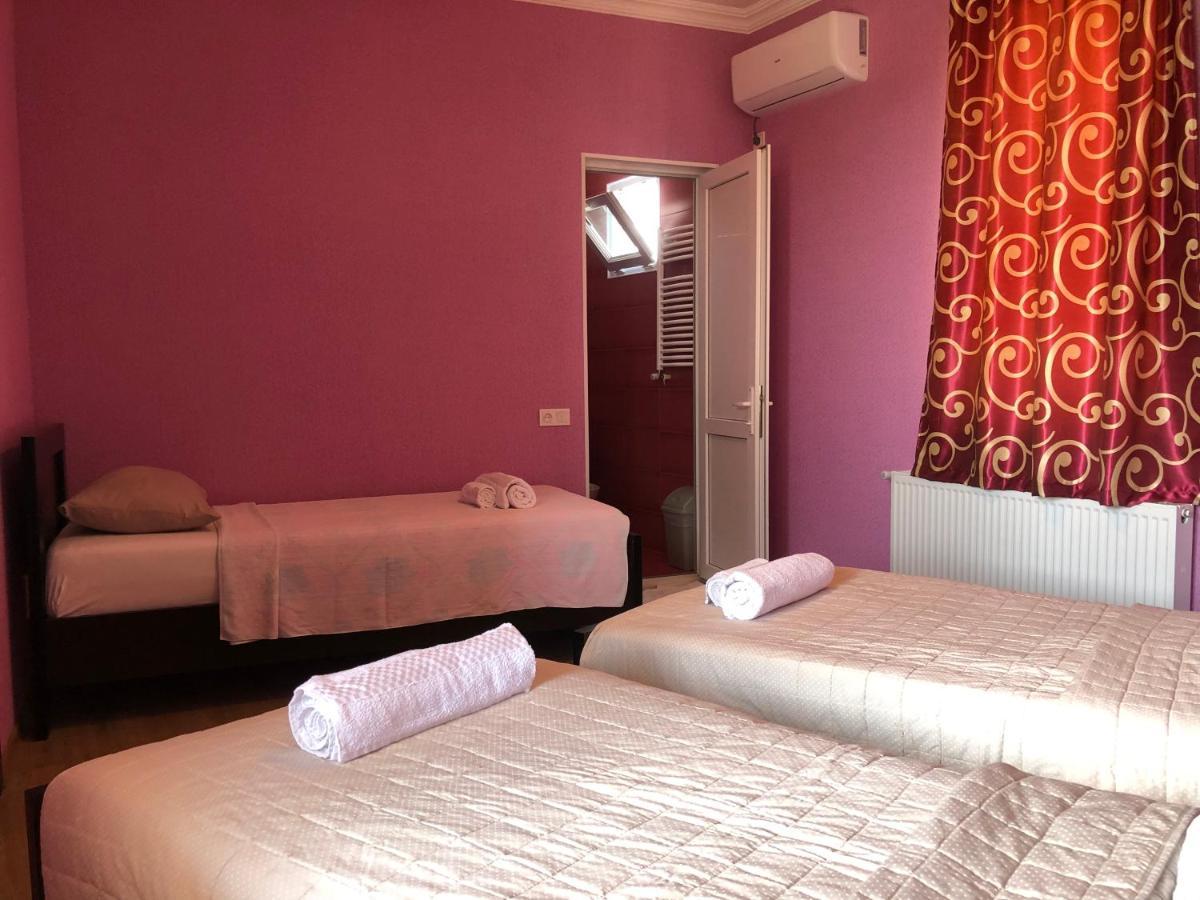 Doors Hotel Kutaisi Ngoại thất bức ảnh