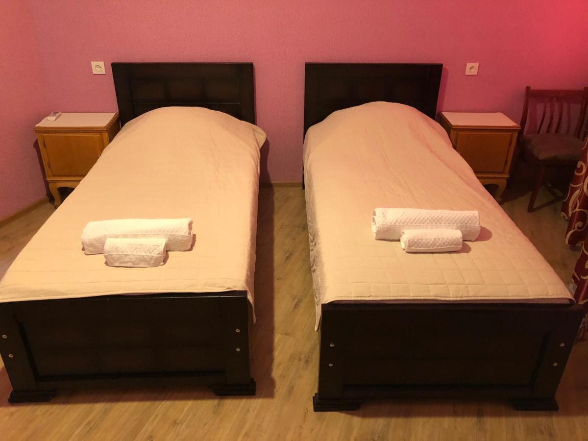 Doors Hotel Kutaisi Ngoại thất bức ảnh