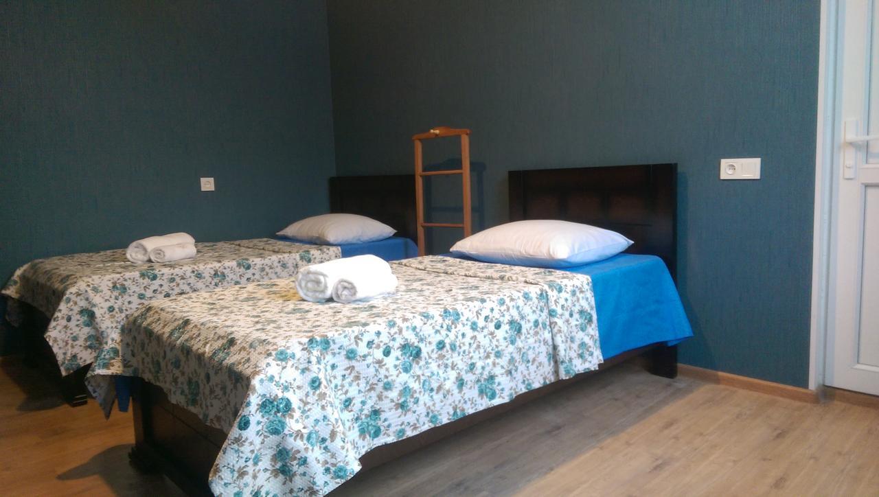 Doors Hotel Kutaisi Ngoại thất bức ảnh