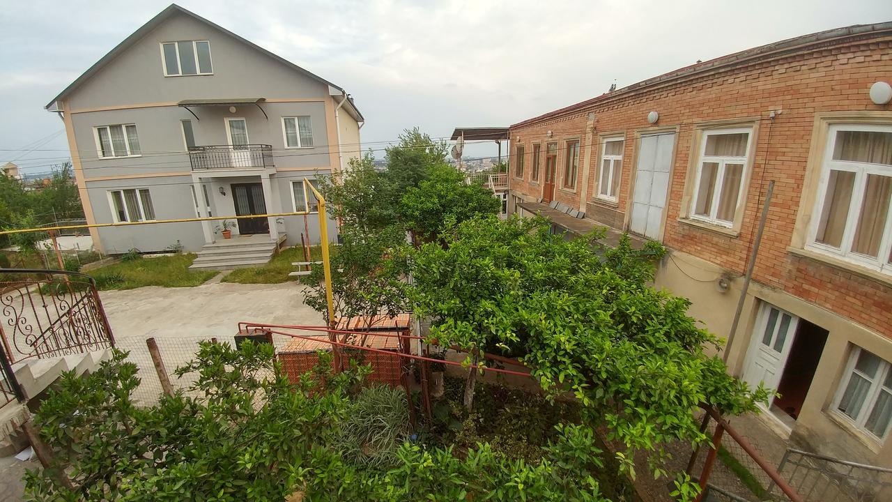 Doors Hotel Kutaisi Ngoại thất bức ảnh