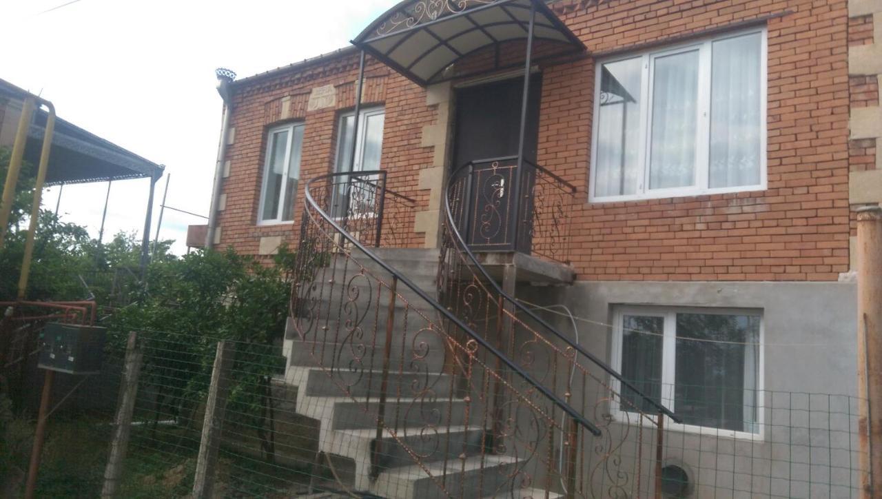 Doors Hotel Kutaisi Ngoại thất bức ảnh