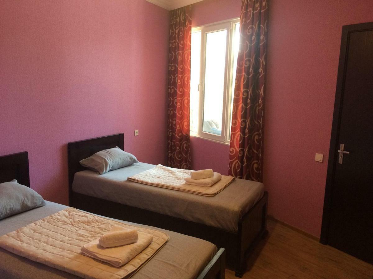 Doors Hotel Kutaisi Ngoại thất bức ảnh