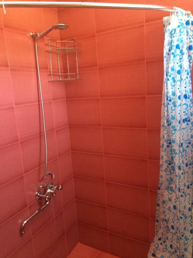 Doors Hotel Kutaisi Ngoại thất bức ảnh